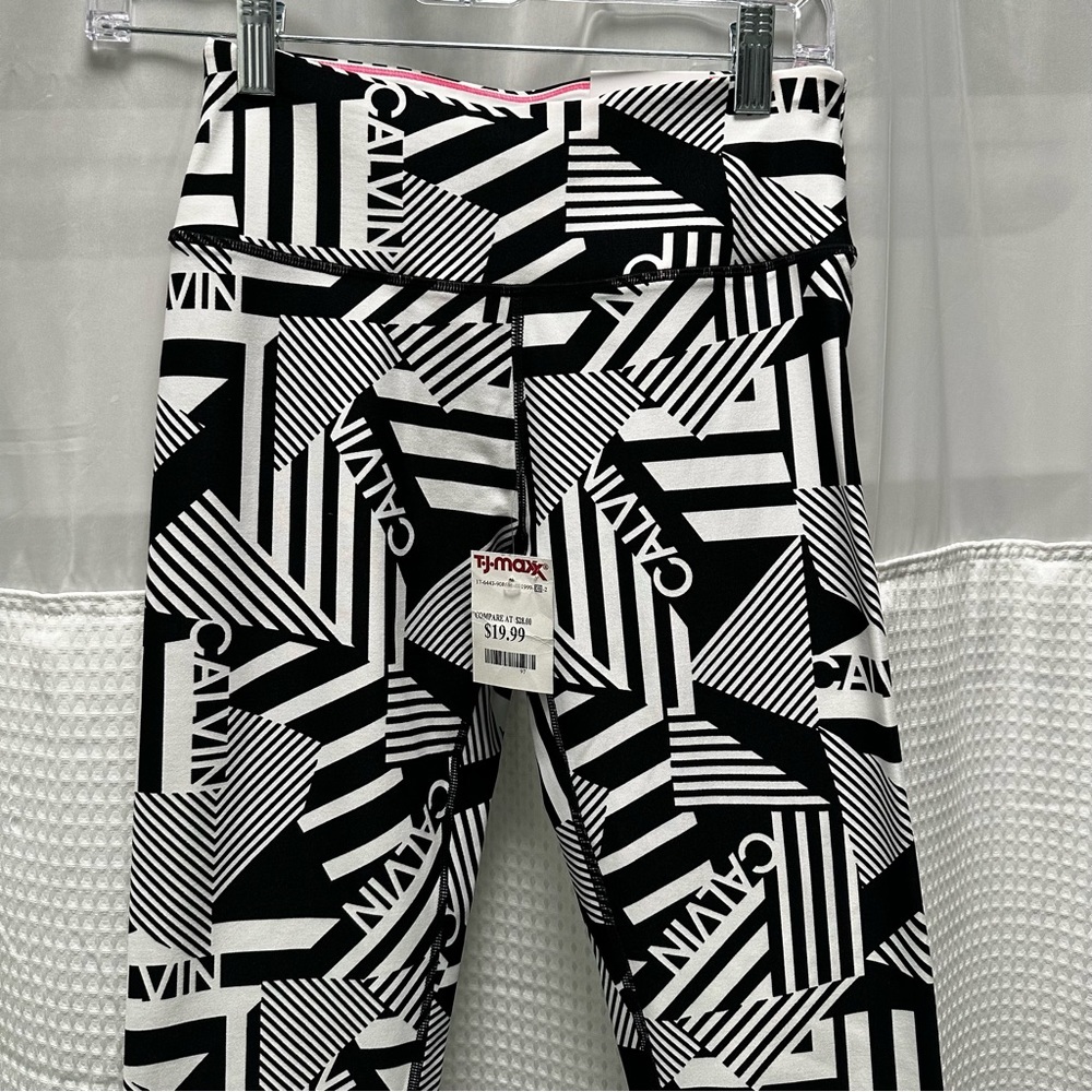 Calvin Klein performance yoga pants black and white 7/8 - Picture 2 of 6